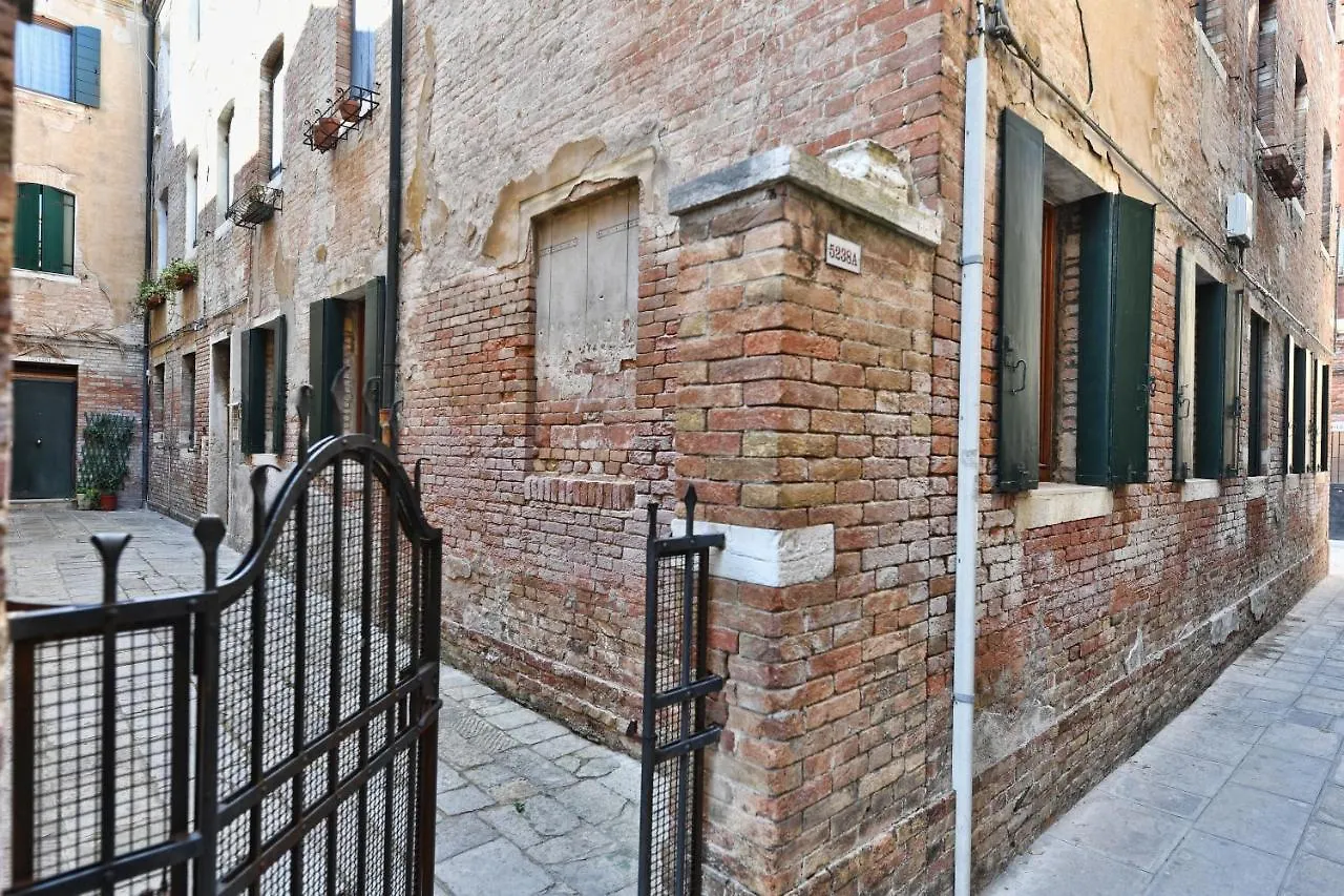 Lägenhet Alla Corte Veneziana